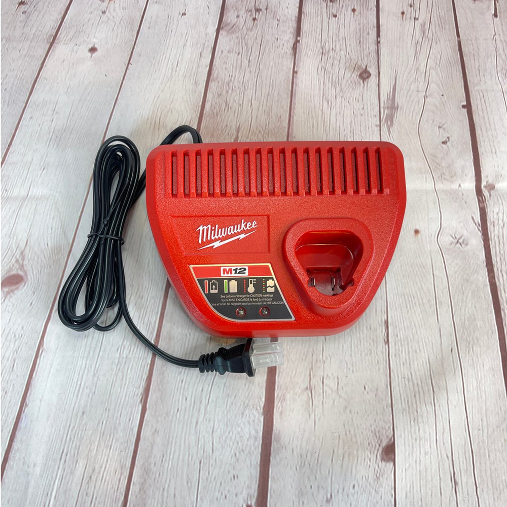 New Milwaukee 48-59-2401 M12 12V Battery Charger